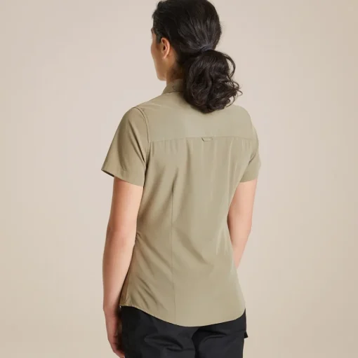 Damen-Kurzarmshirt „Expert Kiwi“. | Pebble